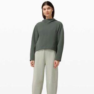 Lululemon Airwrap Pullover Hoodie